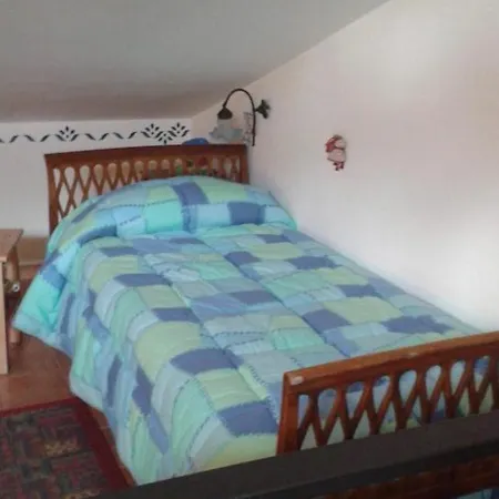 Villa In Villetta A Schiera Con Mansarda